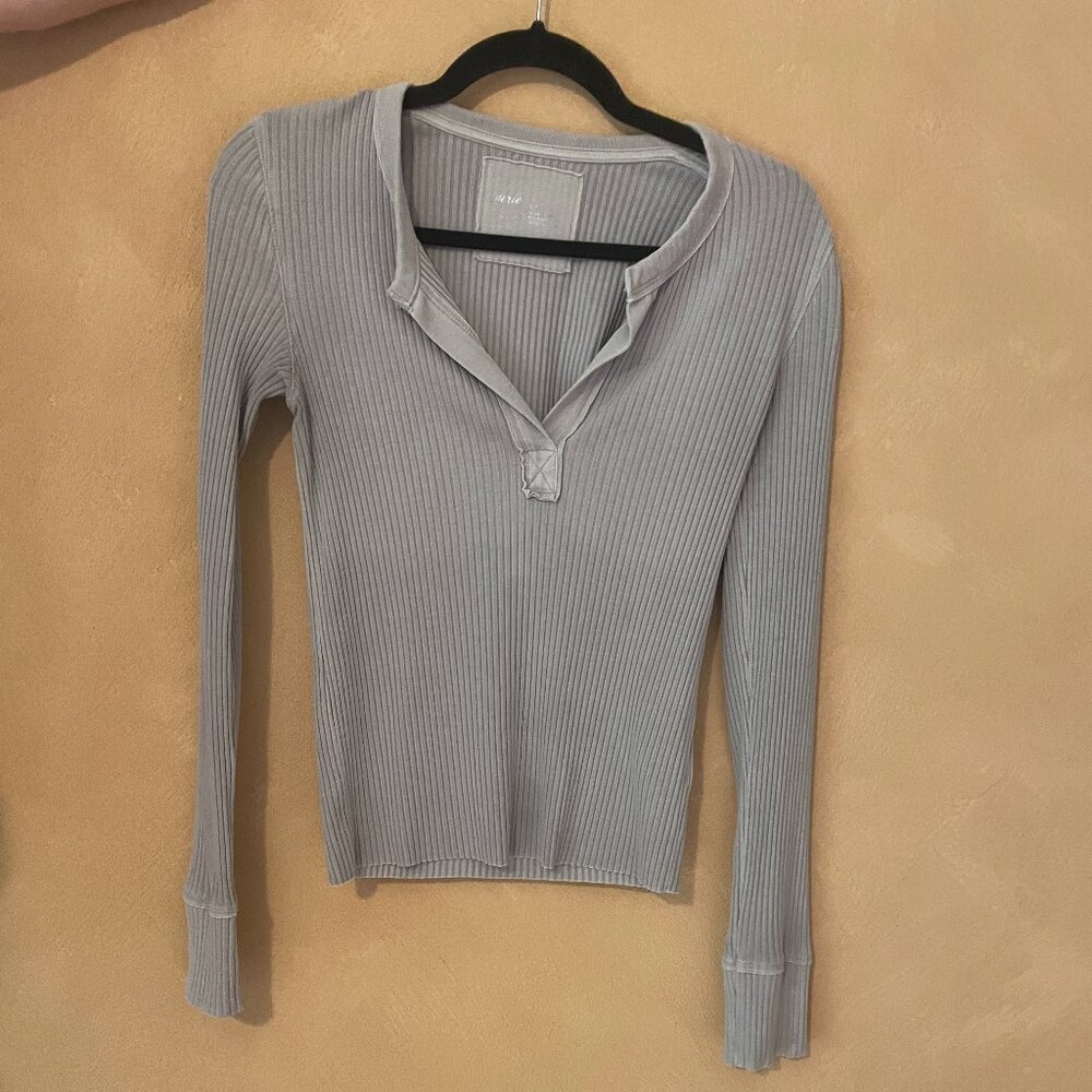 Aerie v-neck long sleeve